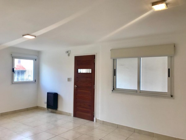 VENTA 2 AMBIENTES - ESPACIO COCHERA