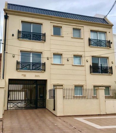 VENTA 2 AMBIENTES - ESPACIO COCHERA