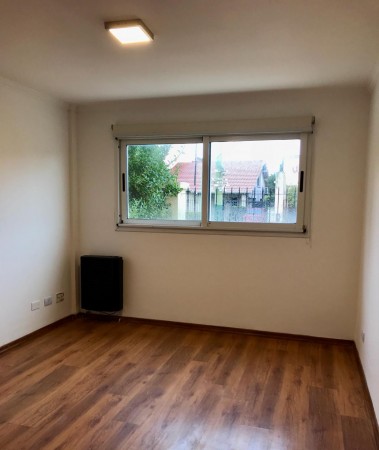 VENTA 2 AMBIENTES - ESPACIO COCHERA