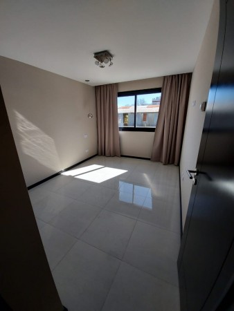 VENTA 2 AMBIENTES con COCHERA