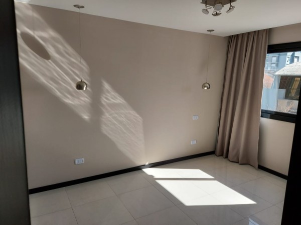VENTA 2 AMBIENTES con COCHERA