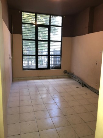 VENTA LOCAL