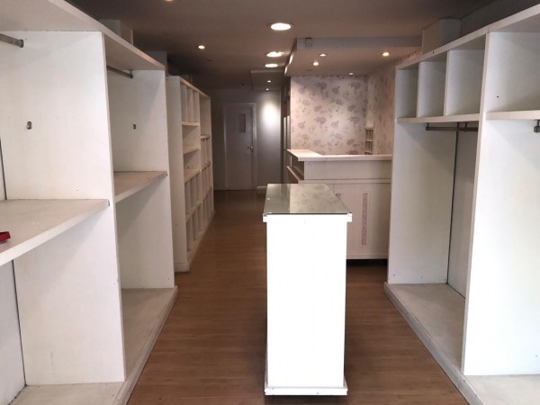 VENTA LOCAL