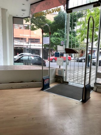 VENTA LOCAL