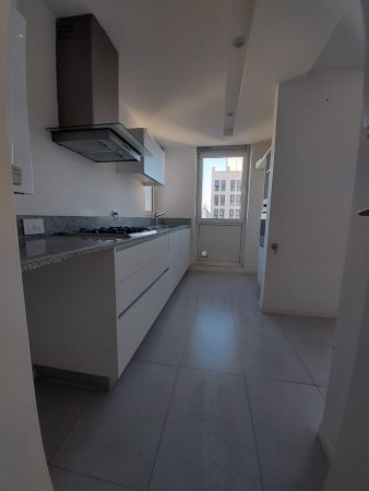 VENTA PISO 4 AMBIENTES 